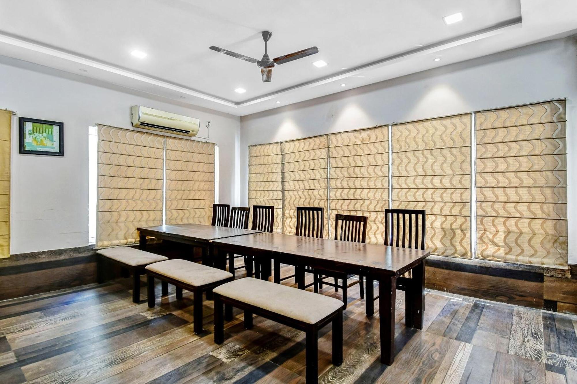 Super Townhouse All In One Kalkutta Exterior foto