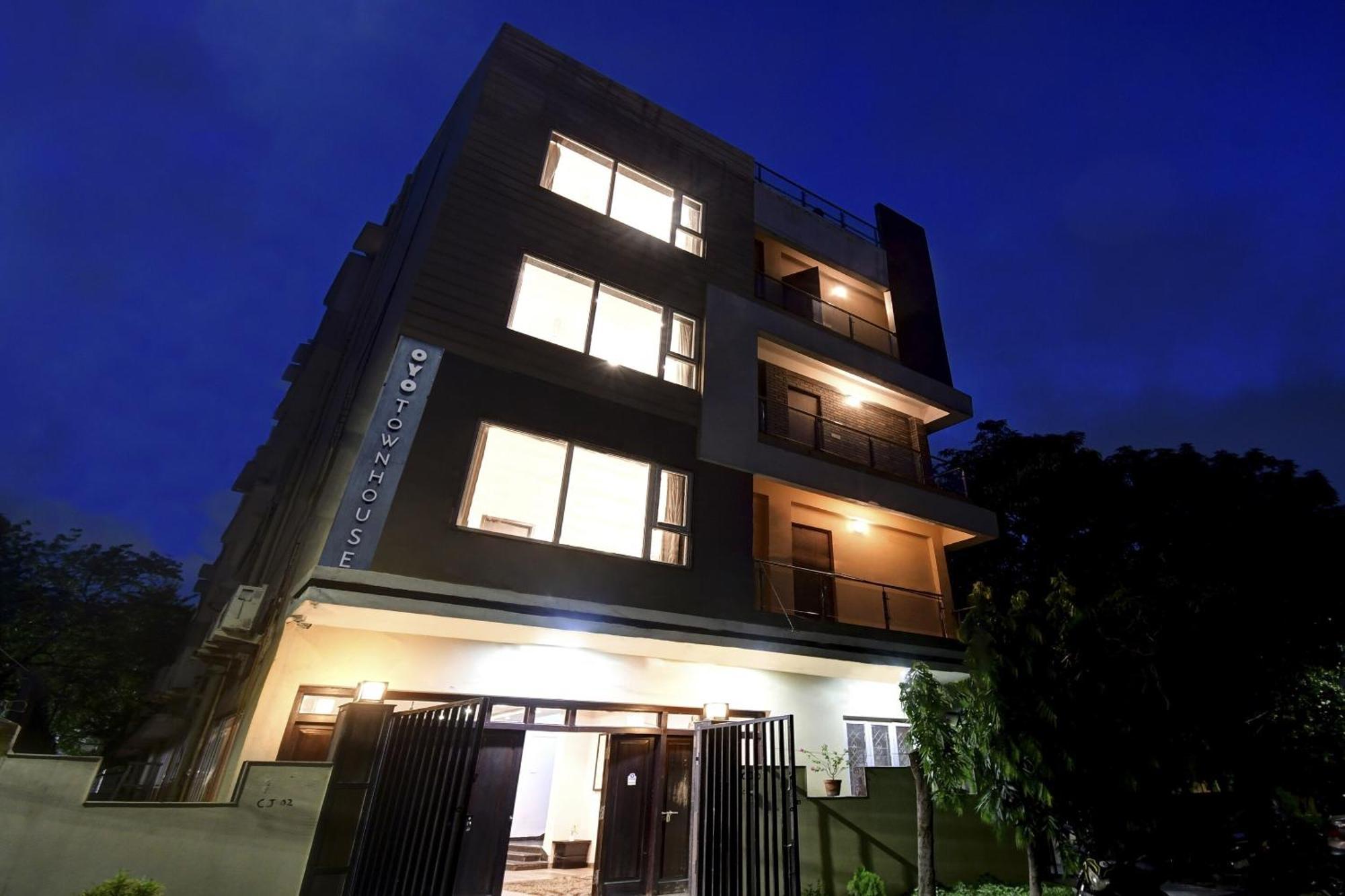 Super Townhouse All In One Kalkutta Exterior foto