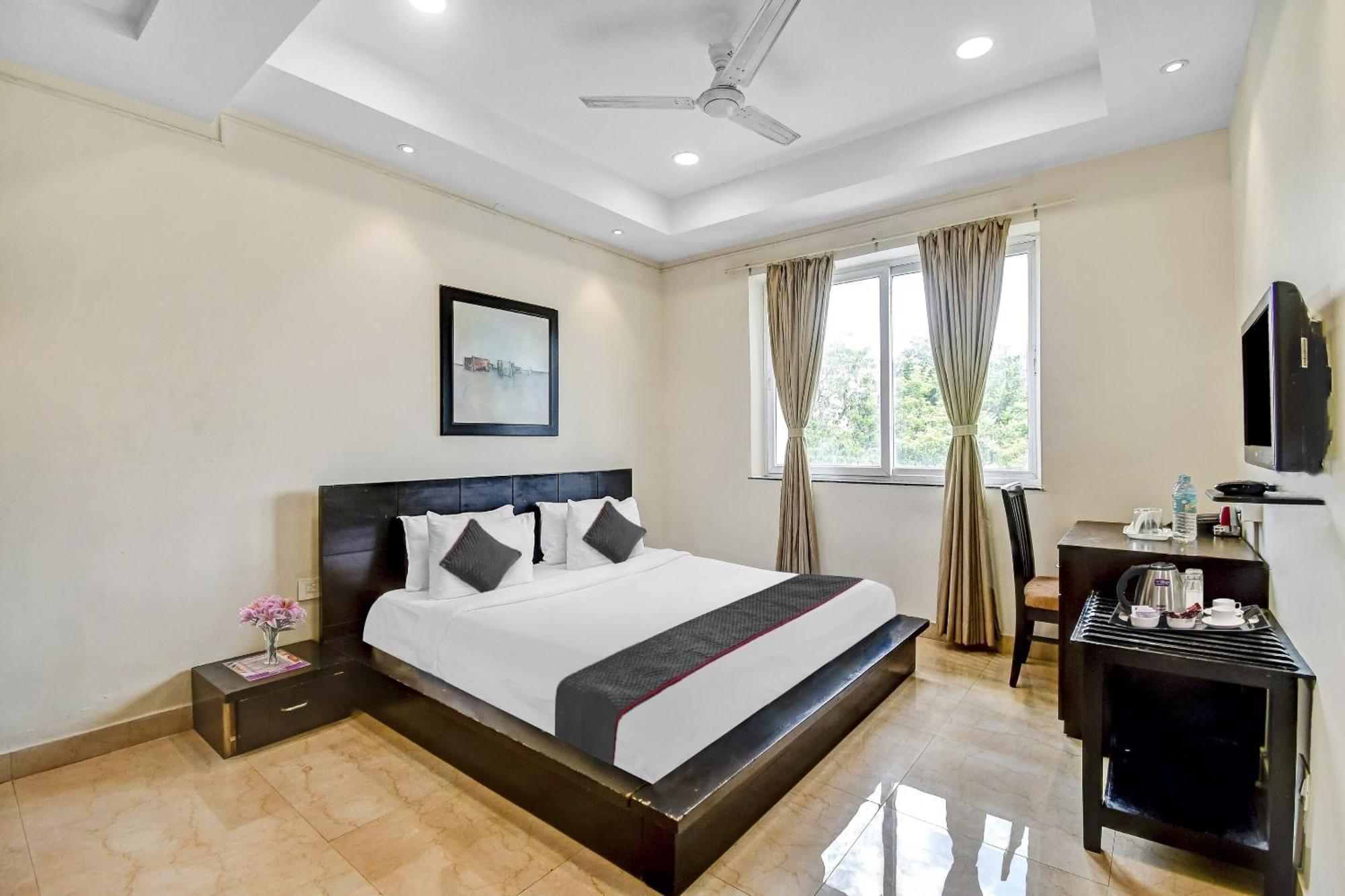 Super Townhouse All In One Kalkutta Exterior foto